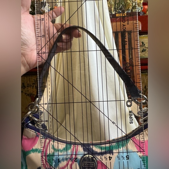 AUTHENTIC COACH SHOULDER BAG - Picture 9 of 9